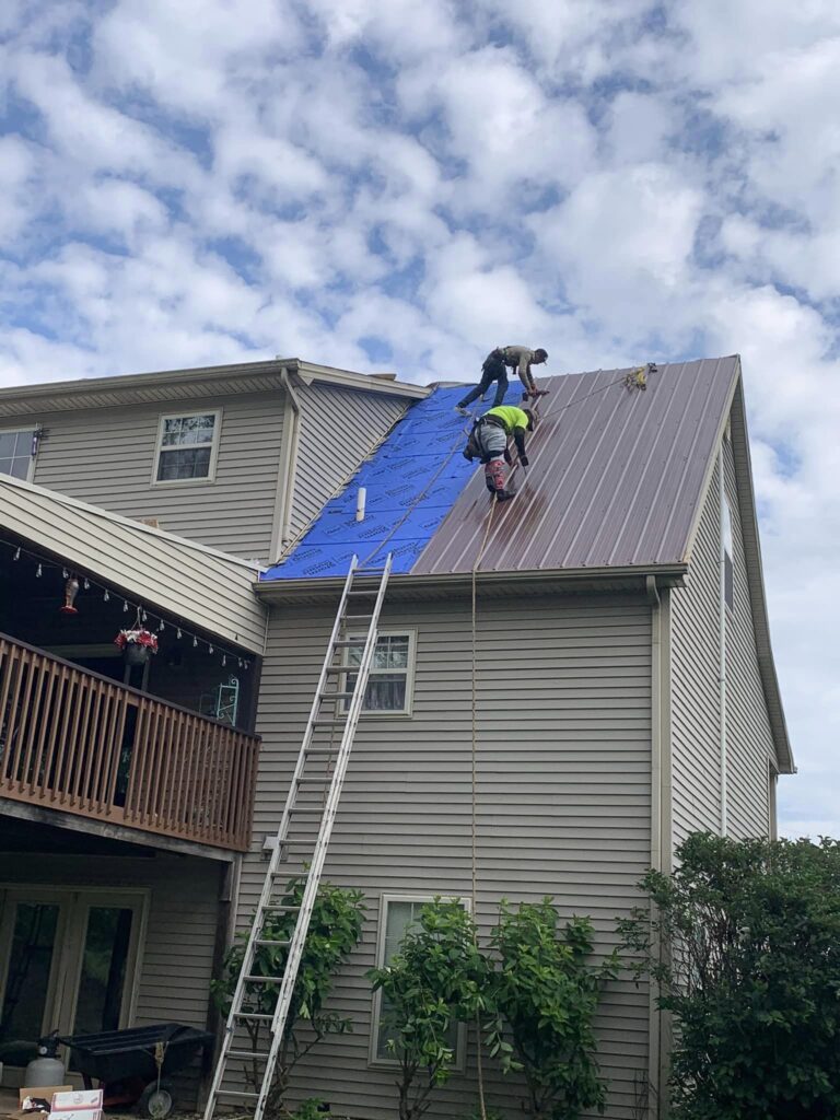 Metal roof installation, repair and replacement in Houston, Tx